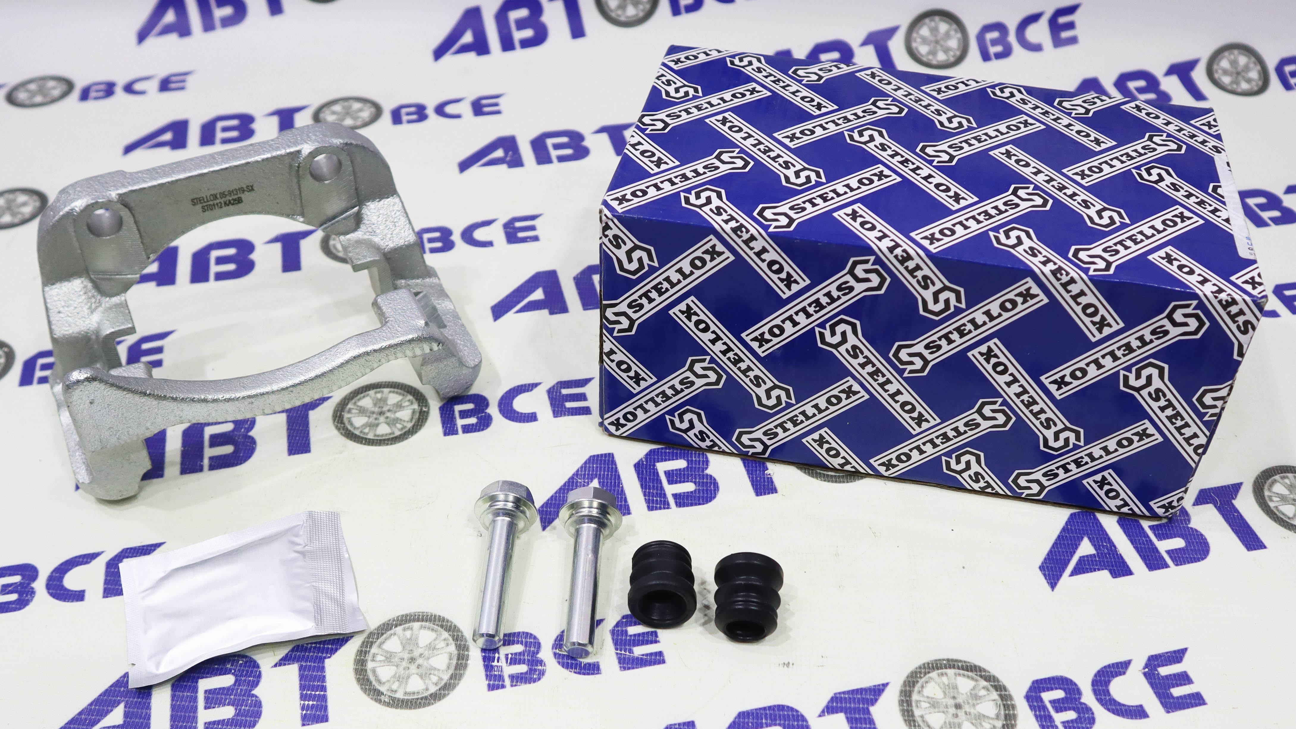 Скоба суппорта 8V Logan,Largus,Sandero левая (под вентилируемый диск) STELLOX